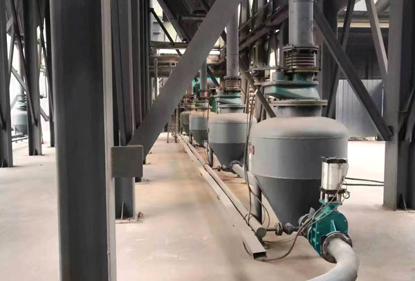 ����ݔ�Ͷ����¹ʷ��o�Oʩ�����@8�������ּ��ɽ�Q��