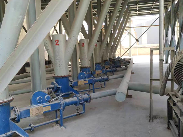 ���̰���